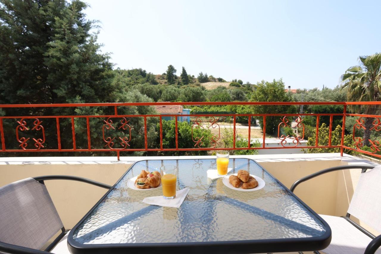 Summer Suite - Premium Apartment Пефкохори Екстериор снимка