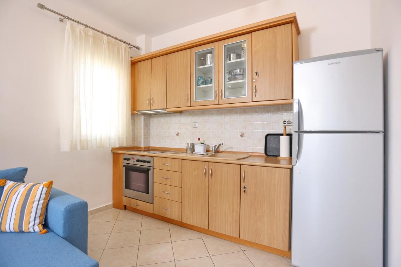 Summer Suite - Premium Apartment Пефкохори Екстериор снимка